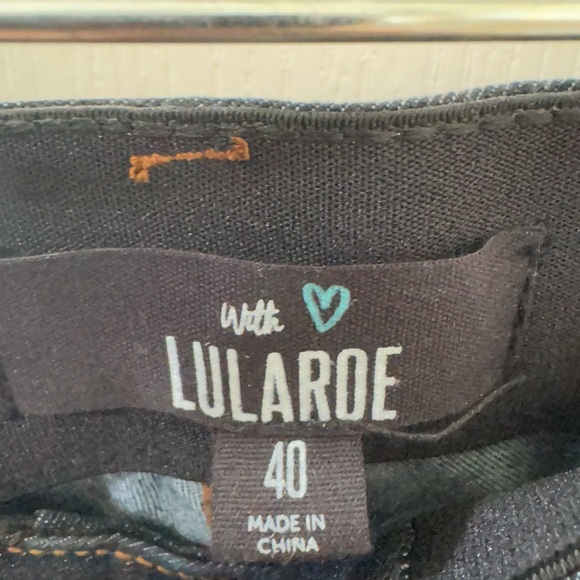 1 pair LuLaRoe jeans - Picture 2 of 3